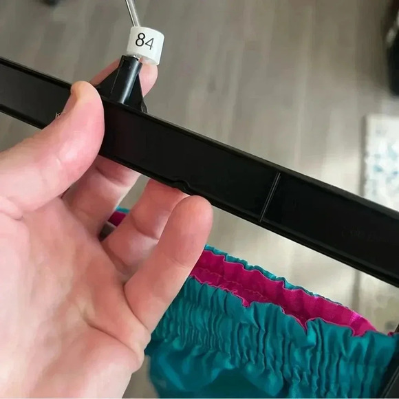 84 Men’s Columbia Windbreaker Pants Size Medium - Picture 9 of 9